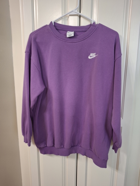 Nike Sweaters - Nike Women’s Purple Crewneck Sweatshirt XL